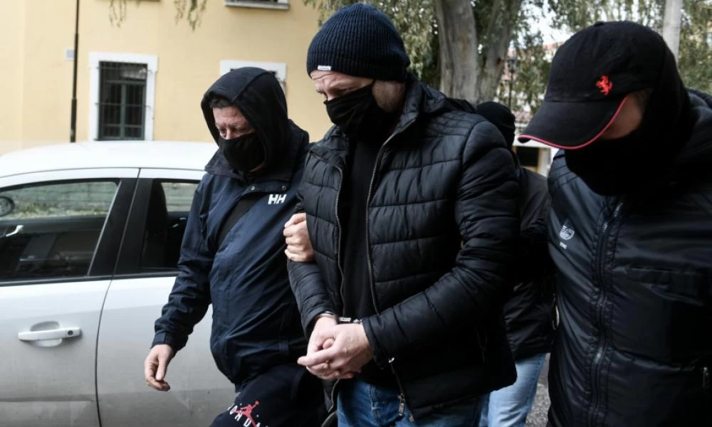 Η κατάθεση γνωστού τραγουδιστή «καίει» τον Λιγνάδη (βίντεο)